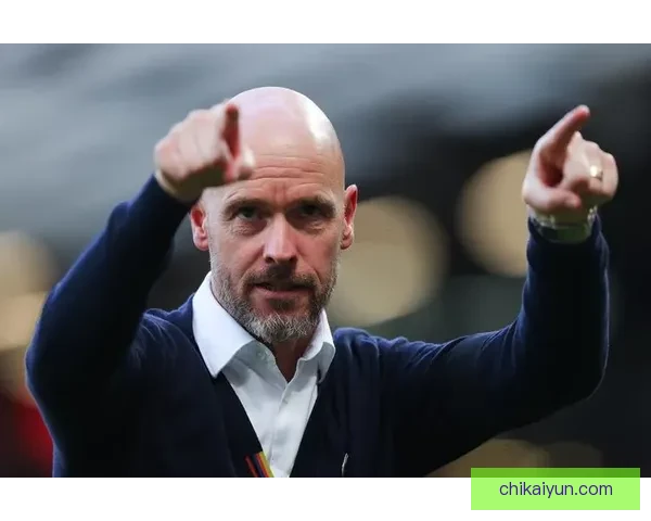 滕哈赫战术历史地位受到业界关注，逐步展现出独特的战术理念与影响力。