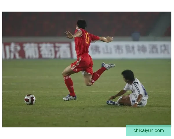 阿克比赛影响力持续提升，防守表现稳健获关注注